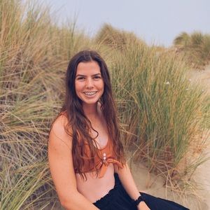 Meet your Posher, Brielle